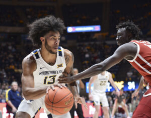 COLUMN: Bob Huggins nearly took out all of his bigs against Arkansas, which may not be a bad idea moving forward